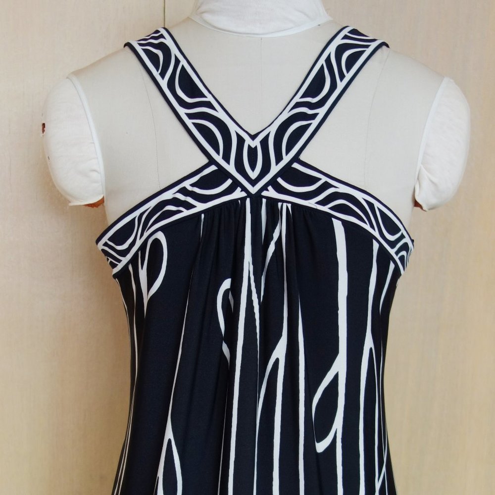 NWT BCBG Max Azria Small knit black tunic dress abstract rose Art Nouveau